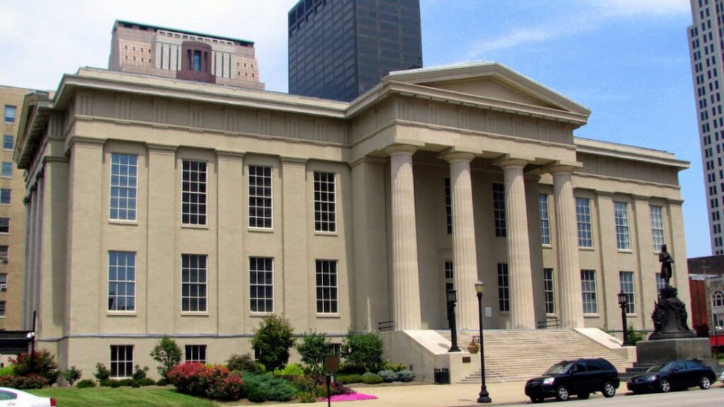 louisville metro hall